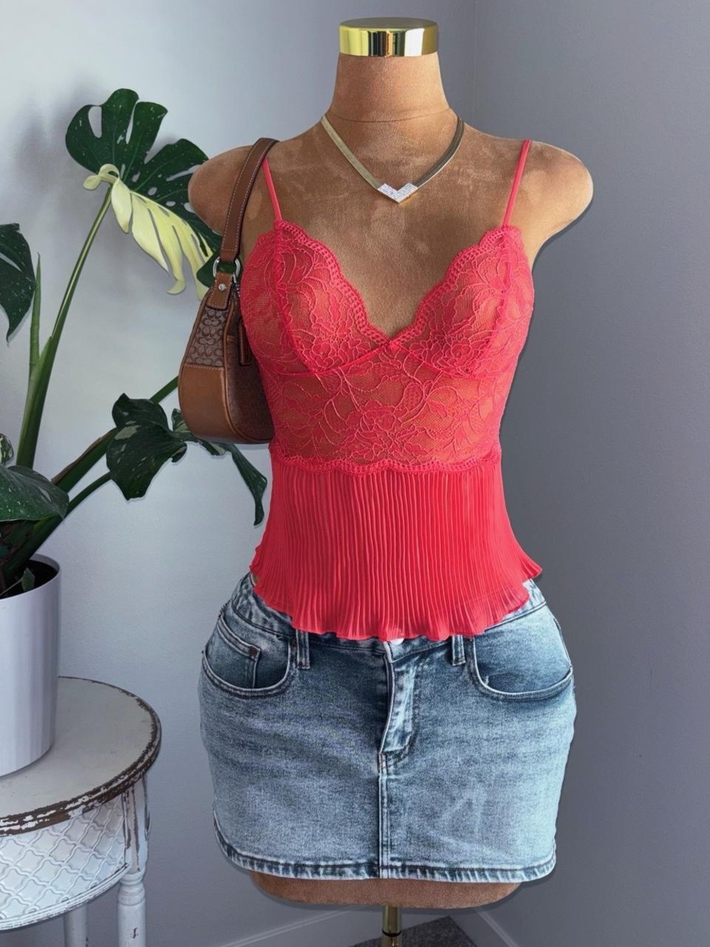 Y2K 2001 Victoria’s Secret Coral Pink Lace Mesh Cami Top XS Coquette Fairycore